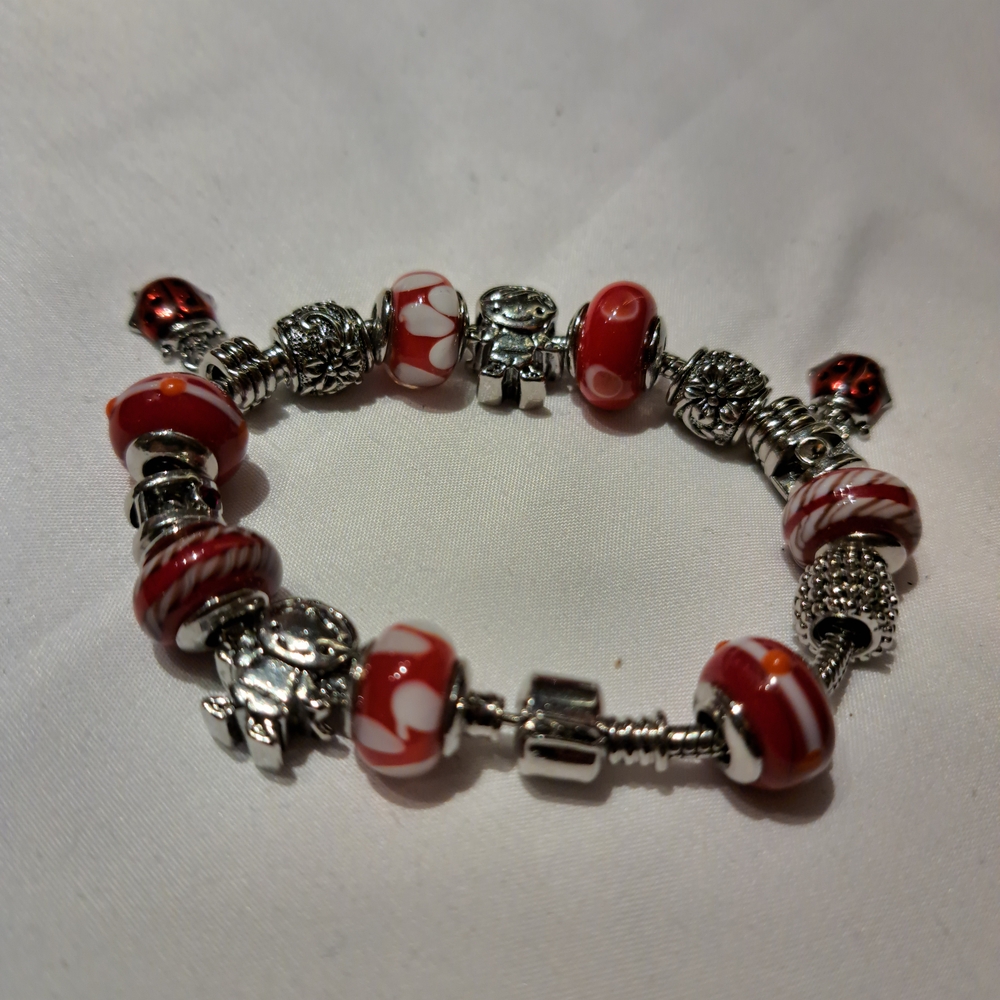Elegant Red and Silver Beaded Bracelet